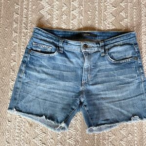 Joe’s Jeans Raw Hem Denim Shorts 26